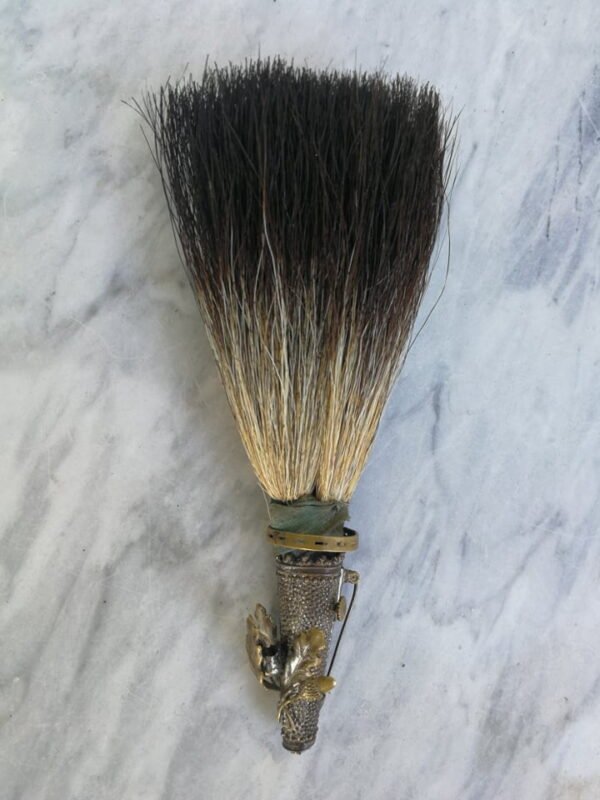 Medžiotojų segė, medžioklinė segė, Oktoberfest segė sidabruota, pagaminta iš šerno šerių, prisegama, antikvarinė. Kaina 52