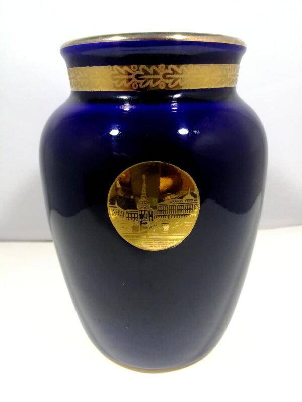 Vazelė porcelianinė kobalto LFZ. Kaina 48