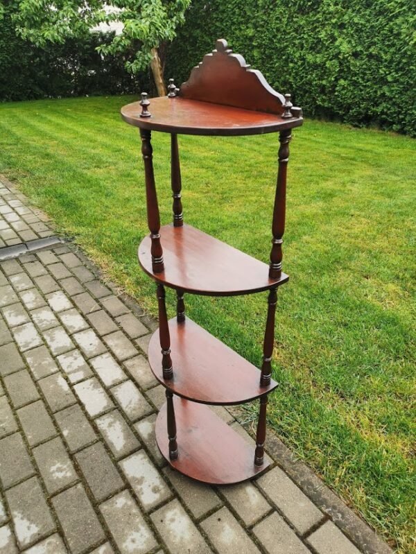 Etažerė antikvarinė, pusapvalė. Kaina 63
