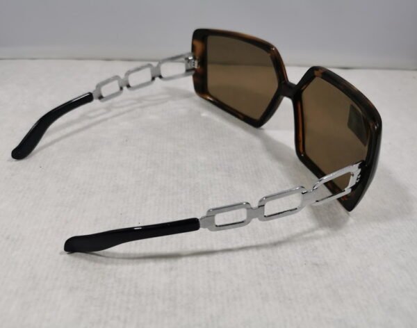 Akiniai nuo saulės, vintažiniai, Mid-century modern stiliaus. Italy. Kaina 26