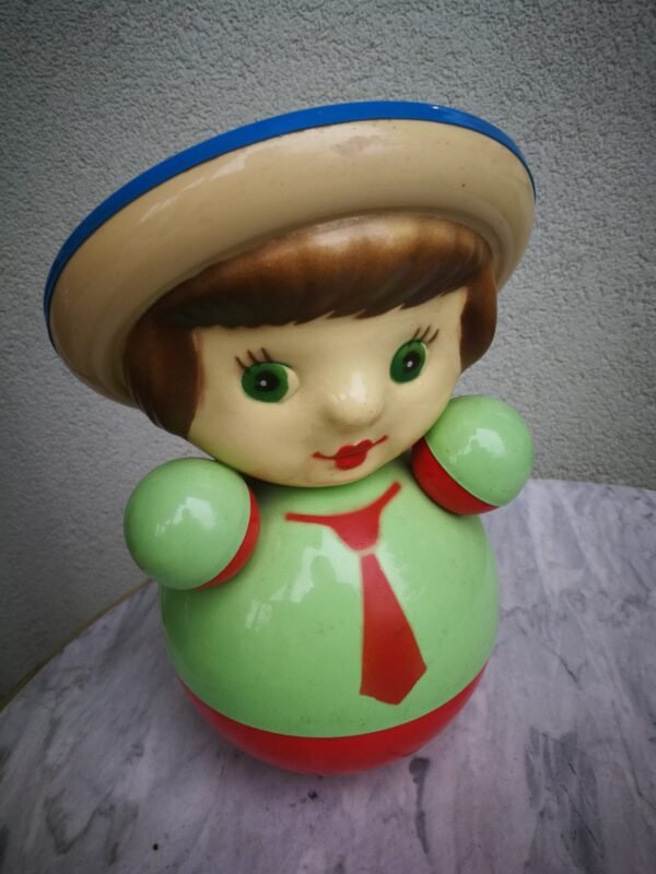 Nevalashka, Vanka-Vstanka lėlė linguolė tarybinių laikų. Kaina 107