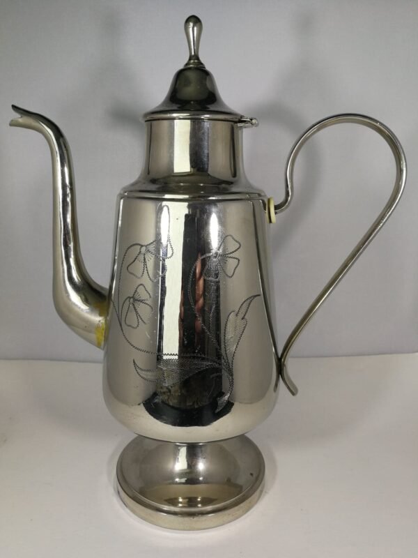 Arbatinukas, kavinukas antikvarinis. Kaina 23