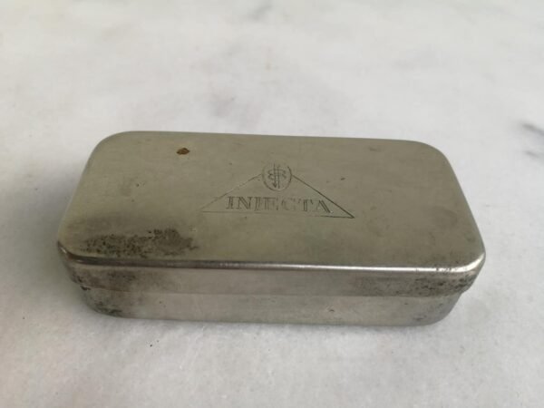 Sterilizatorius medicininis antikvarinis INJECTA . Kaina 13