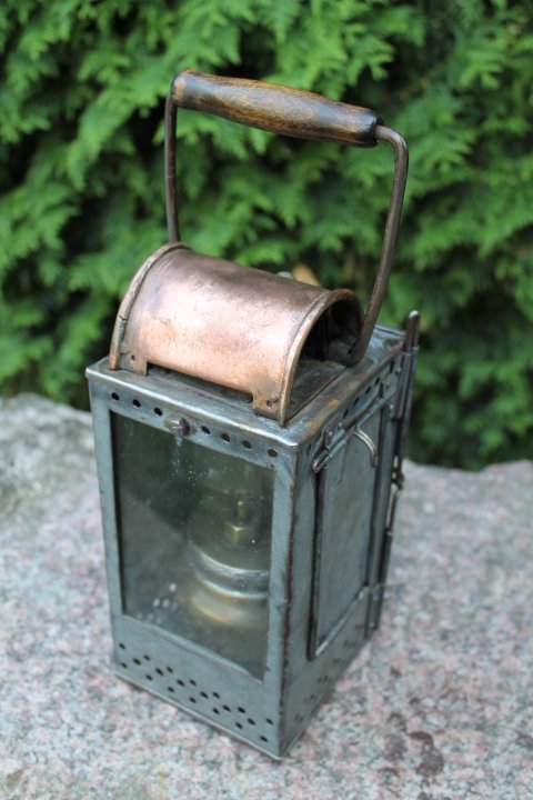 Nesiojamas sviestuvas. Antikvarinis. Kaina 62