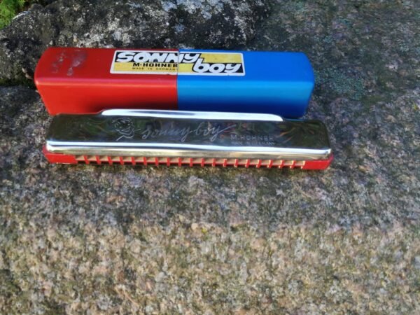Vokiška armonikėlė M. Hohner Sunny boy. Kaina 37
