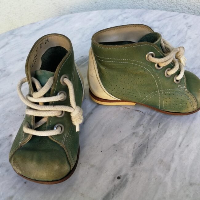 Batukai20vintaziniai20W.20Germany20Salamander20IMG_40.4.jpg Batukai20vintaziniai20W.20Germany20Salamander20IMG_40.4.jpg