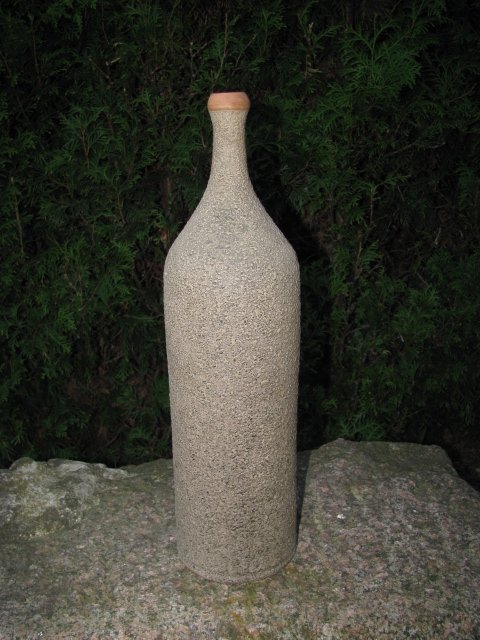 Lietuviska vintazine keramine vaza-butelis. Kaina 47 Eur.