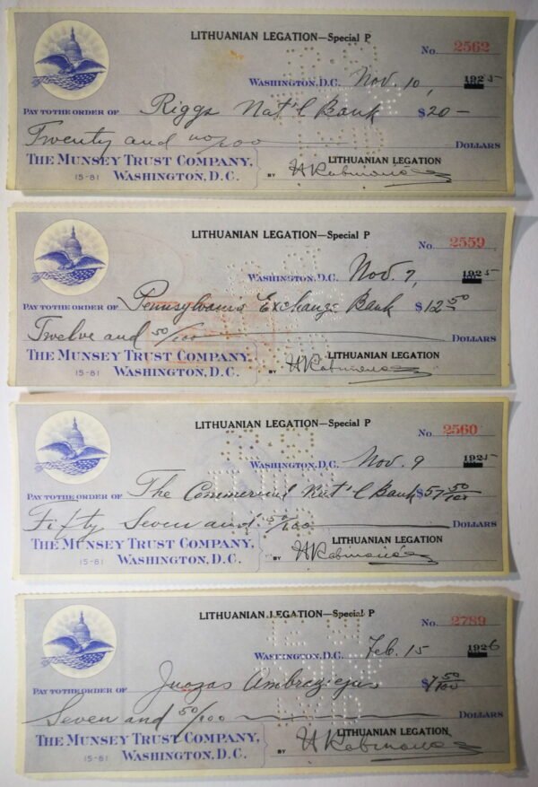 Vekseliai, čekiai išduoti tarpukariu, Lietuvos pasiuntinybės Vašingtone. 4 vnt. Kaina po 9