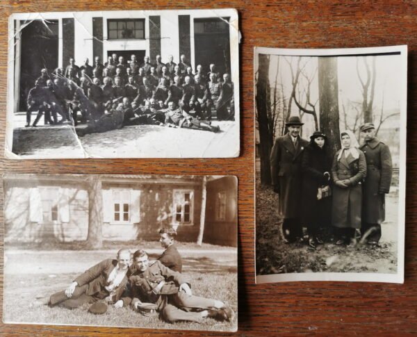 Nuotraukos Lietuvos tarpukario kariškių. Kaina po 3