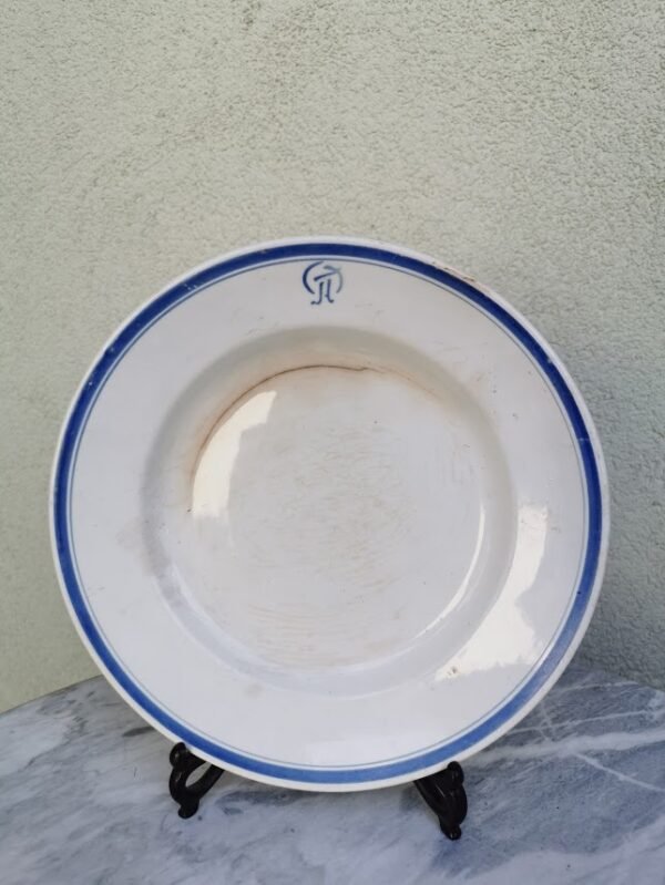 Lėkštė antikvarinė. Kaina 8