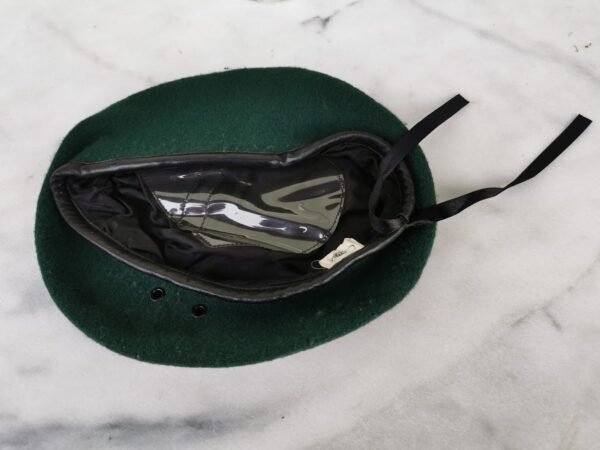 Beretė uniforminė. Kaina 13