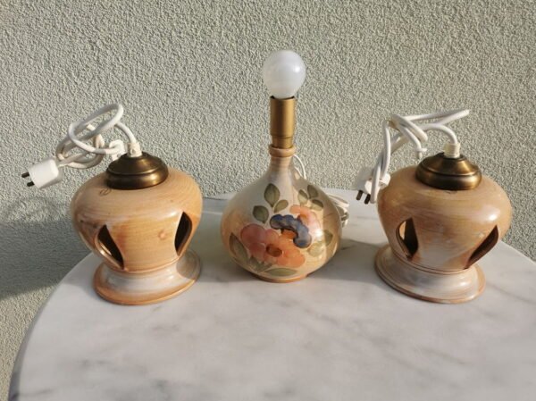 Šviestuvai staliniai, naktinės lempos La Poterie Provense France, keraminiai, prancūziški, provanso. 3 vnt. Kaina 63 už visus.