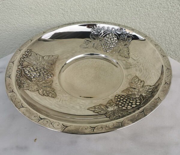 Sausaininė, saldaininė antikvarinė, sidabruota. Kaina 32