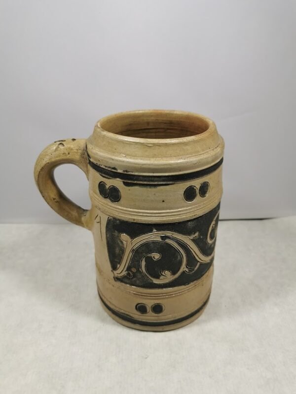 Bokalas keraminis, molinis antikvarinis. Kaina 12