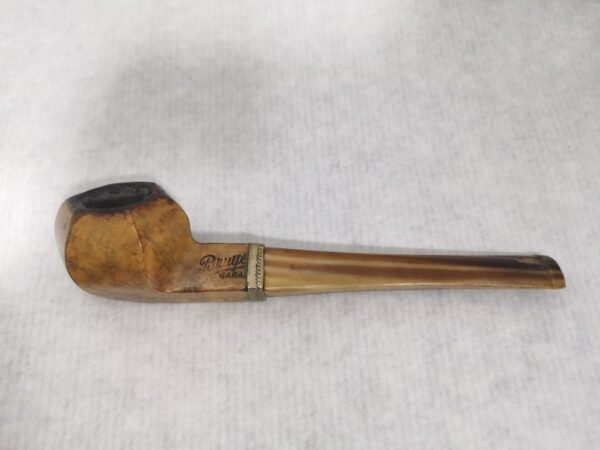 Pypkė antikvarinė. Kaina 21