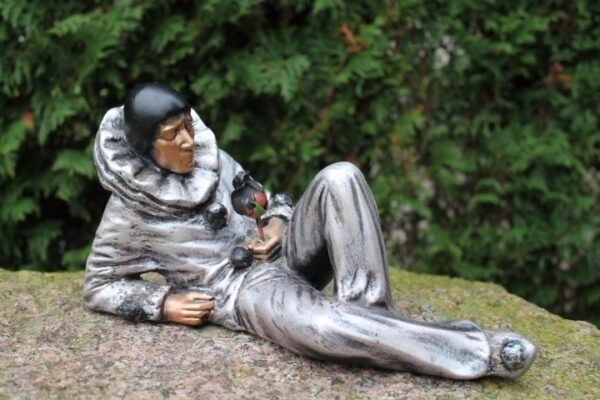 Statulėlė Arlekino. Kaina 26 Eur.