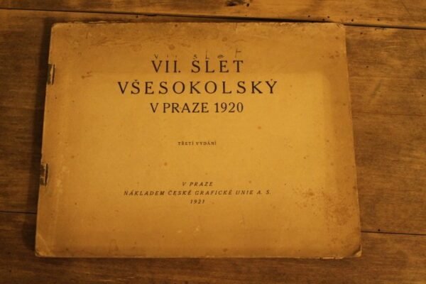 Prieskario cekiskas fotografiju albumas. 1921 m. Kaina 7 Eur.