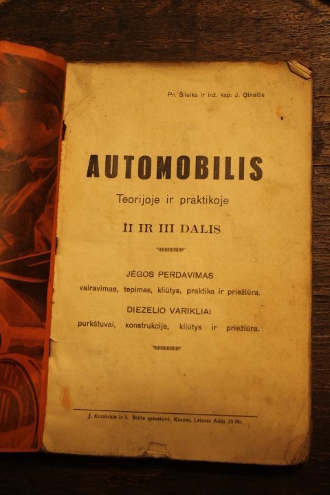Automobilis teorijoje ir praktikoje. Kaina 62 Eur.
