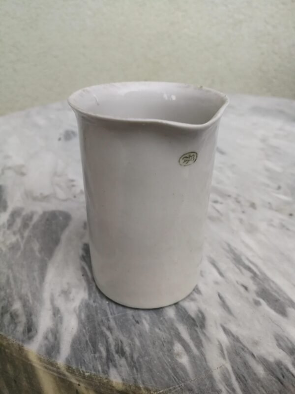 Laboratorinis indas. Kaina 5,5