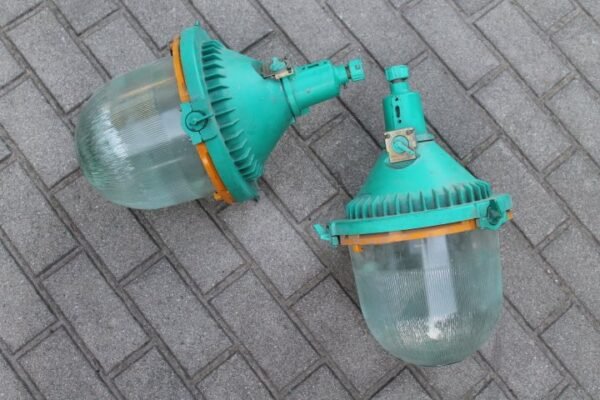 Loftinis sviestuvas, lempa. LIKO 1 vnt. Kaina 52 Eur.