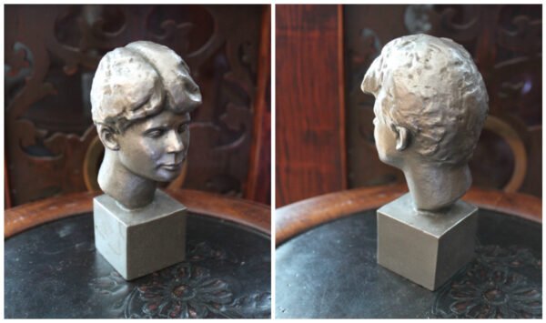 Jesenino biustas.  Kaina 32 Eur.