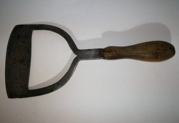 Kapoklė antikvarinė. Kaina 27