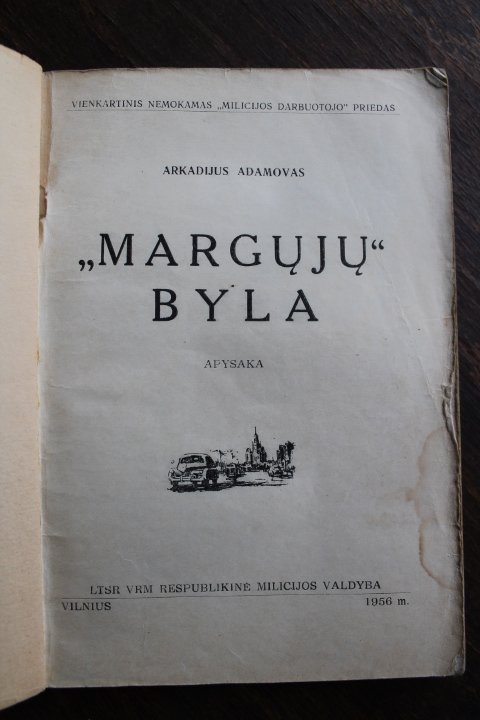 Knyga Marguju byla. Kaina 2 Eur.