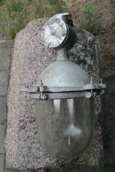 Industriniai sviestuvai, lempos. 3 vnt. Kaina po 52 Eur.