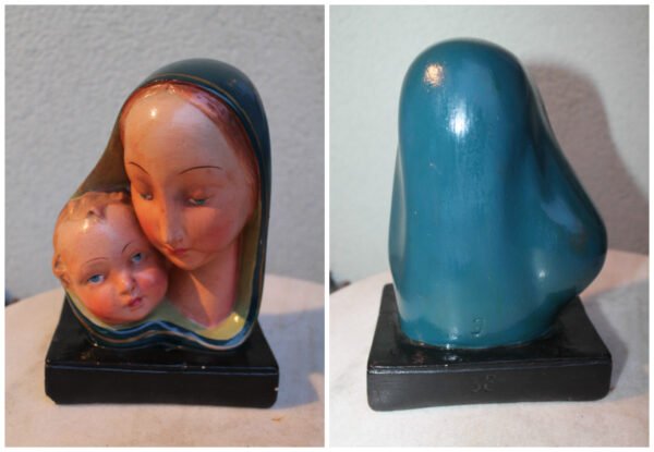 Sv. Marija su kudikiu. Kaina 16 Eur.