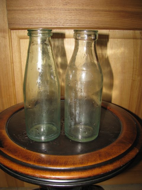 Buteliai pieno, pienui, kefyrui sovietiniai, tarybinių laikų. Kaina po 6