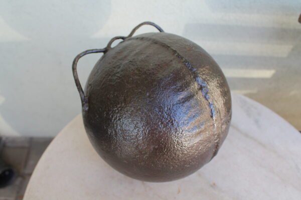 Plūduras, bujus jūrinis, metalinis, antikvarinis, tuščiaviduris. Kaina 32