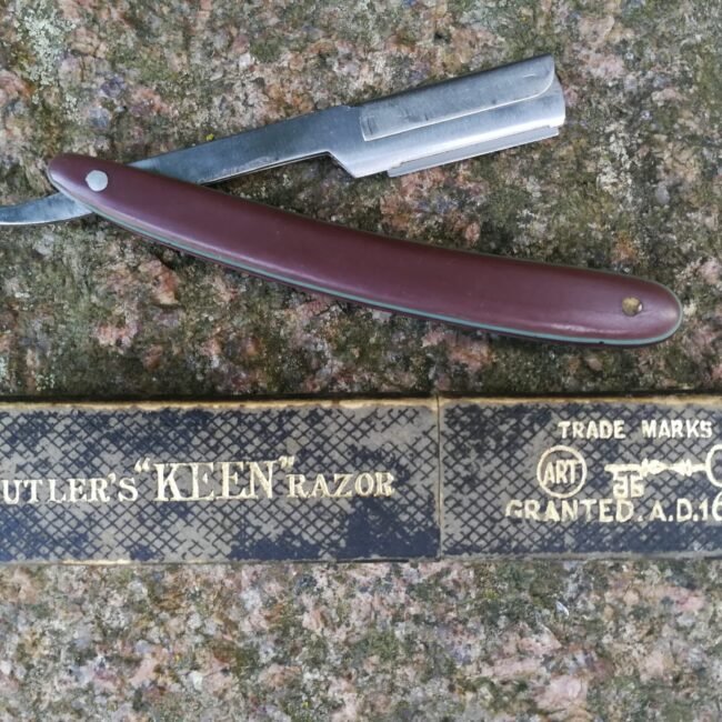 Skustuvas20Keen20rasor20su20dezute20IMG_40.7.jpg Skustuvas20Keen20rasor20su20dezute20IMG_40.7.jpg