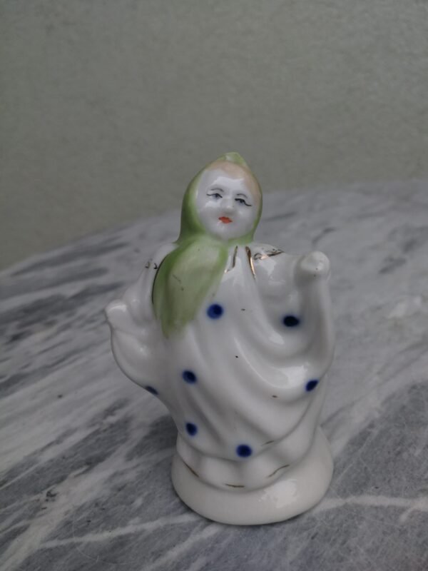 Porcelianinė statulėlė - Šokėja. Ukrainos TSR. Kaina 21