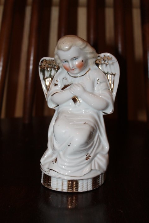 Antikvarinis porcelianinis angelas. Kaina 28