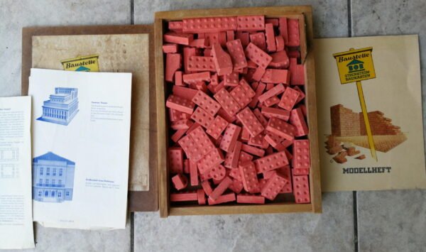 Žaidimas, statybų konstruktorius, vintažinis. Vokietija. Kaina 32