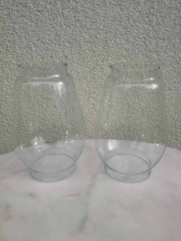 Žibalinės lempos gaubtai. Apatinis skersmuo 7 cm. LIKO VIENAS. Kaina 13