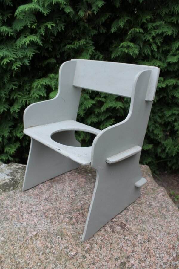 Vaikiska kedute. Kaina 13 Eur.