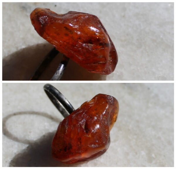 Žiedas su gintaru.  Kaina 8