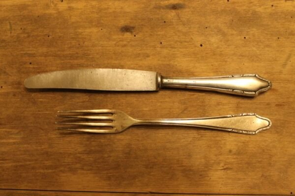 Lietuviski tarpukario irankiai:  Sidabruotos garantija 25 metams. Kaina 21 Eur.