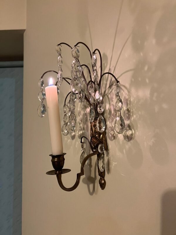 Žvakidės žalvarinės puoštos krištolu, antikvarinės. 2 vnt. Kaina po 58