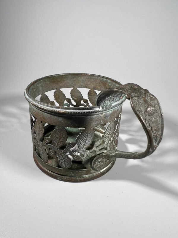 Podstakanikas, stiklinių laikikls antikvarinis GEBRÜDER BUCH WARSCHAU (Podstakannik, Tea glass holder). Lenkija Rusijos imperijoje 1865-1872 m. Kaina 78