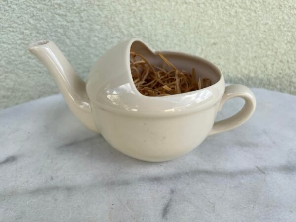 Gertuvė medicininė antikvarine porcelianinė ligoniams. Nenaudota. 3 vnt. Kaina 23