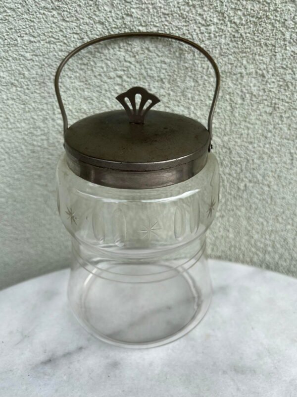 Indas sausainiams, sausaininė, antikvarinis, raižyto stiklo. Kaina 33