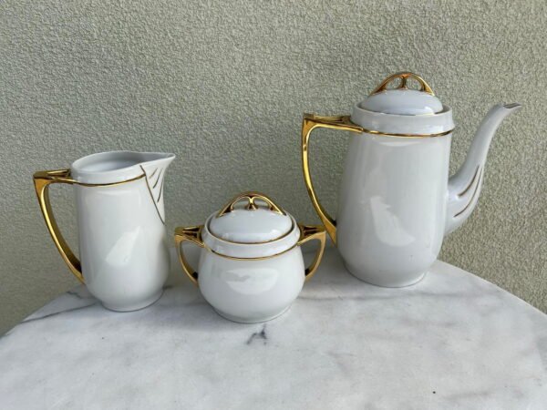 Servizas porcelianinis, antikvarinis, tarpukario Čekoslovakija. Kaina 48 už viską