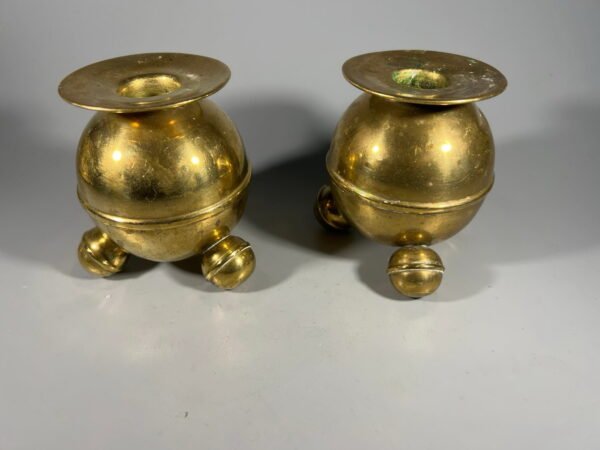 Žvakidės Bauhaus stiliaus, antikvarinės. 2 vnt. Kaina po 16