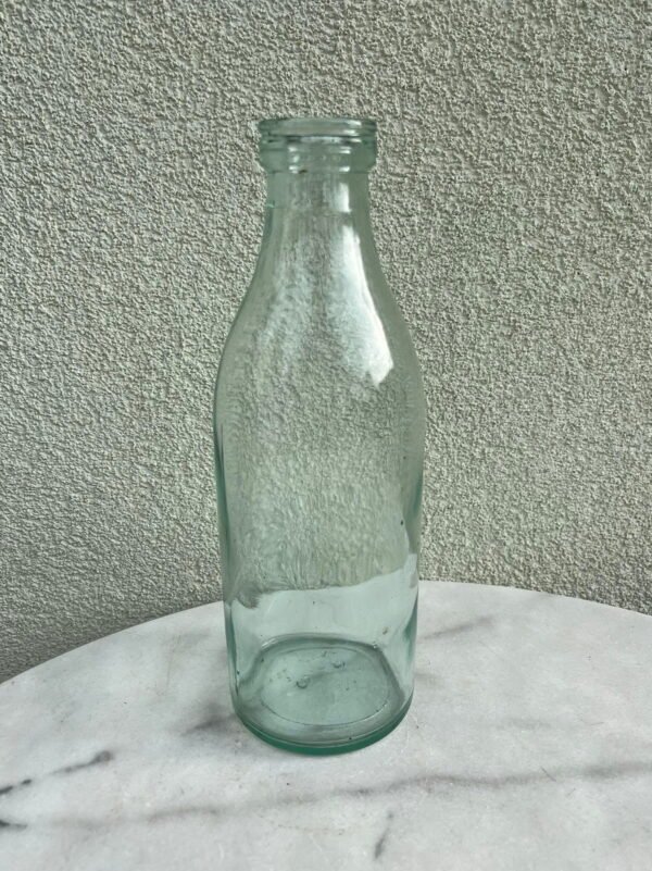 Butelis 1 litro pieno, pienui sovietinis, tarybinių laikų. Kaina 8