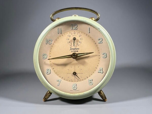 Laikrodis žadintuvas mechaninis, antikvarinis Junghans Bivox. Made in Germany. Veikiantis, patikrintas laikrodininko. Kaina 58