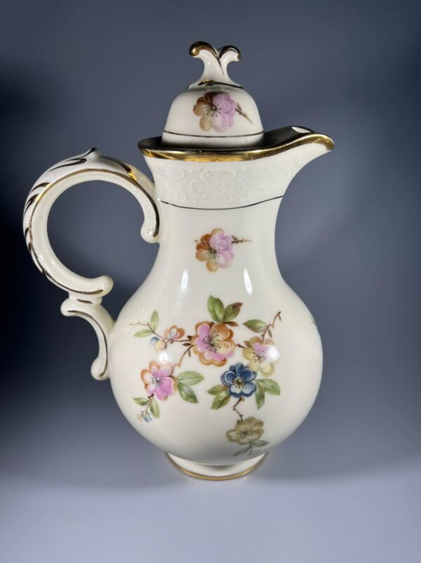 Arbatinukas, kavinukas porcelianinis, antikvarinis Kopenhavn Porcelain. 1928-1943 m. Kaina 53
