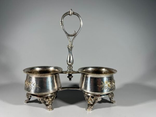 Prieskoninė sidabruota, antikvarinė. Kaina 38