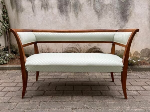 Suolelis, minkštasuolis antikvarinis. Tvirtas ir lengvas. Kaina 198